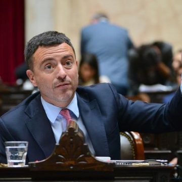 De Loredo votó en contra del veto de Milei: «Es falso que esto quiebra el equilibrio fiscal»