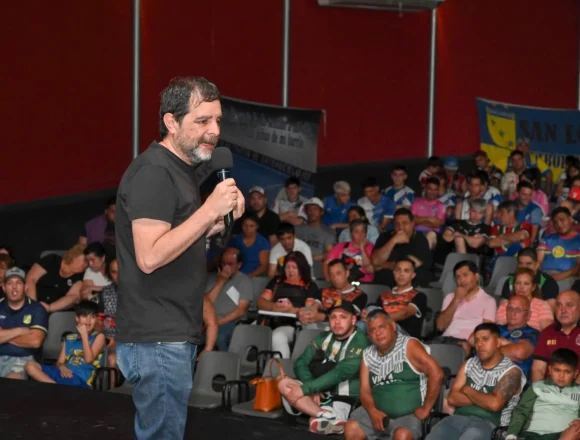 multimedia.grande.a590d37295f74361.U2FuIE1hcnTDrW5fZ3JhbmRlLndlYnA= San Martín | Moreira respalda el apagón nacional contra los tarifazos de Milei