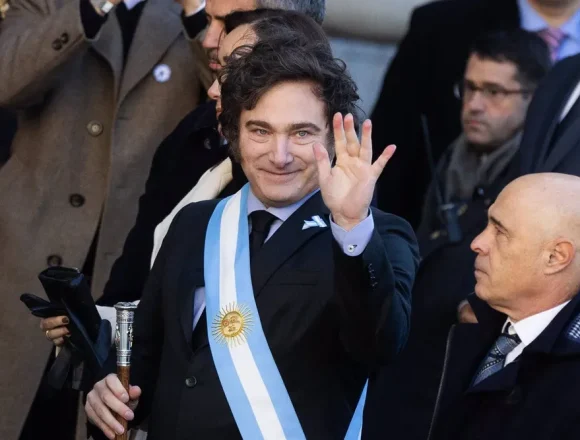 La imagen de Javier Milei se desploma: los gobernadores provinciales superan su aprobación