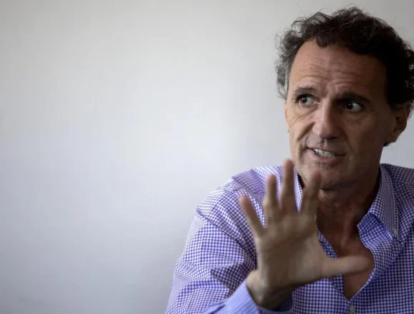 Katopodis convoca a un apagón nacional en rechazo a los tarifazos de Milei