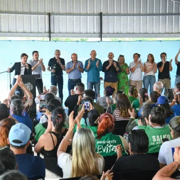 Kicillof en Ensenada | llamó a la unidad del PJ y advirtió contra las disputas internas