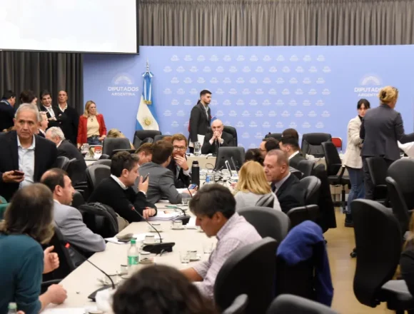 Arranca el debate por el Presupuesto 2025 con tensiones por la ausencia de Caputo