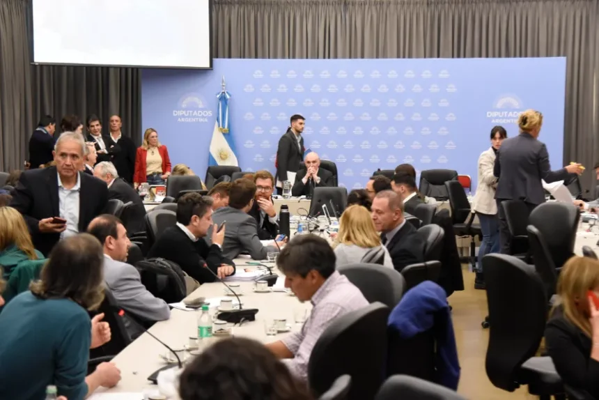 Arranca el debate por el Presupuesto 2025 con tensiones por la ausencia de Caputo