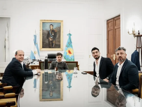 Kicillof se reúne con Moyano y Susbielles para avanzar en obras públicas y abordar la crisis económica