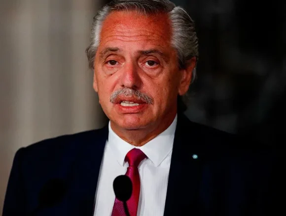 Alberto Fernández pidió la nulidad de su indagatoria en la causa de los seguros