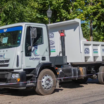 Cañuelas | Fassi anunció la incorporación de camiones, tractores y herramientas para mejorar los servicios locales