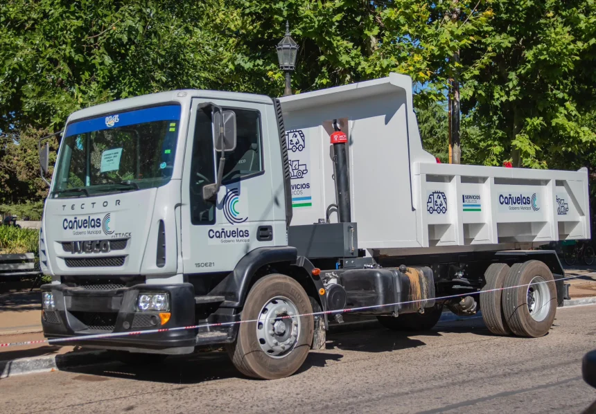 Cañuelas | Fassi anunció la incorporación de camiones, tractores y herramientas para mejorar los servicios locales