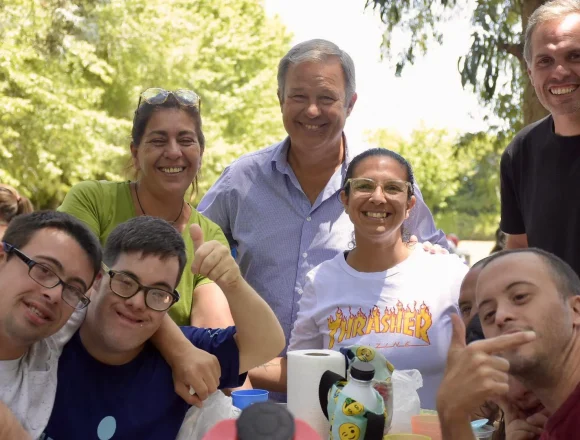 multimedia.grande.9054534237f725a0.YnJvd25fZ3JhbmRlLndlYnA= Almirante Brown | Cascallares sobre la Colonia de Verano: «Es un símbolo de inclusión y más derechos»