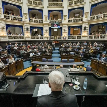 El bloque UCR-GEN rechazo a la derogación de la ley de paridad de género calificándola como un «retroceso inadmisible»