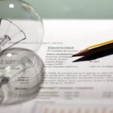 PBA | Oficializaron un aumento de en 2,5% la tarifa de luz