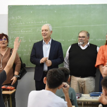 La Plata | Alak supervisó el avance de las obras en escuelas de Villa Elvira