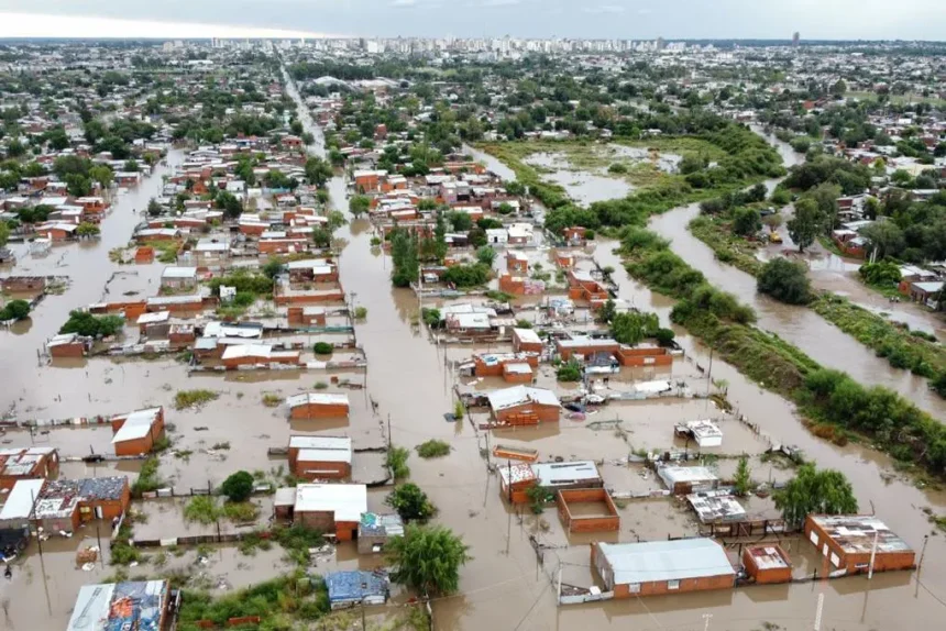 Bahía Blanca | Kicillof y el Gobierno Nacional se Cruzan por la Reconstrucción Tras el Temporal