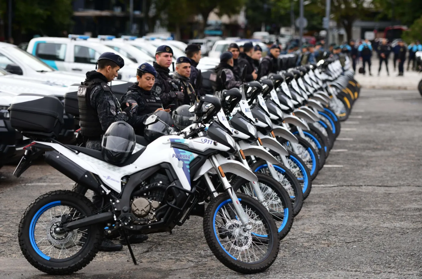 La Plata | Alak refuerza la seguridad con más patrulleros y tecnología de vigilancia