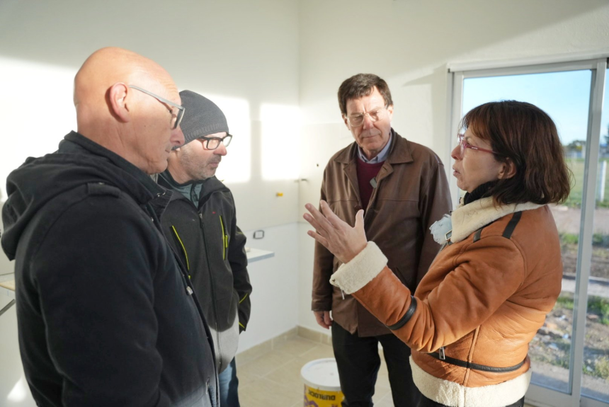 Coronel Dorrego | Batakis y Chalde recorrieron viviendas en construcción