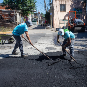 Lanús | Continúa el plan de pavimentación en Villa Obrera