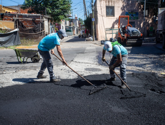 image Lanús | Continúa el plan de pavimentación en Villa Obrera