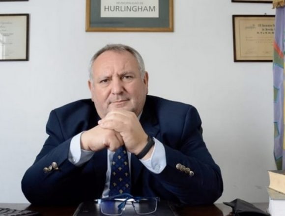 Hurlingham | ¿Renuncia De Francesco?