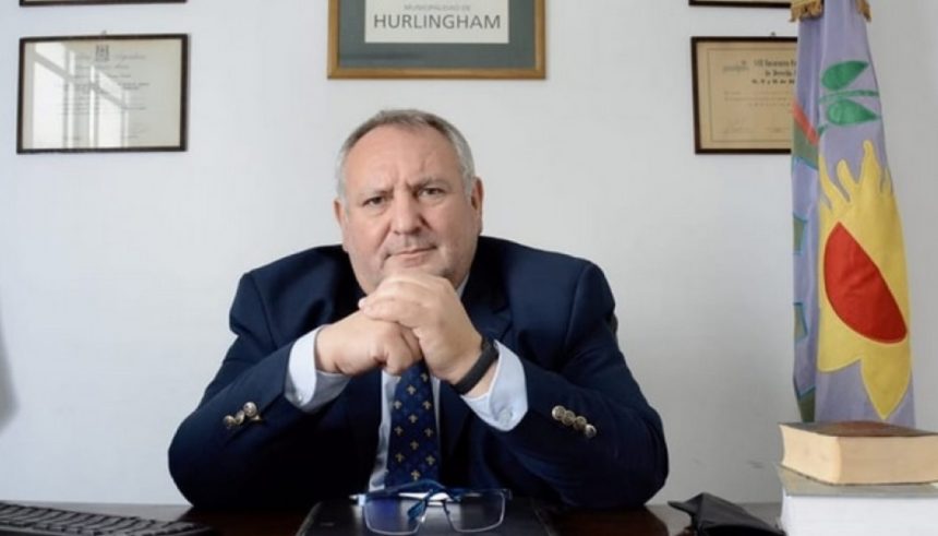 Hurlingham | ¿Renuncia De Francesco?