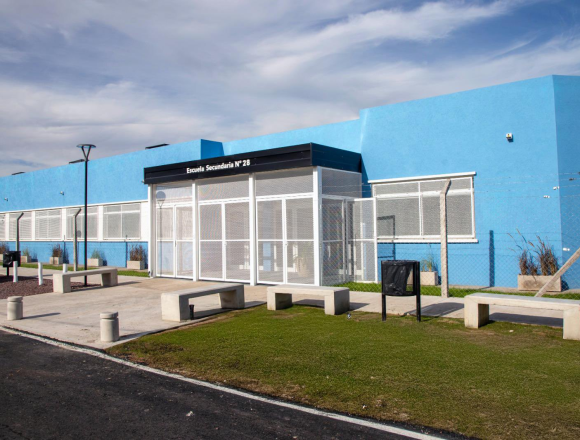 Pilar | Se inauguró el nuevo edificio de la Escuela Secundaria N° 28 «Héroes de Malvinas» de Villa Morra