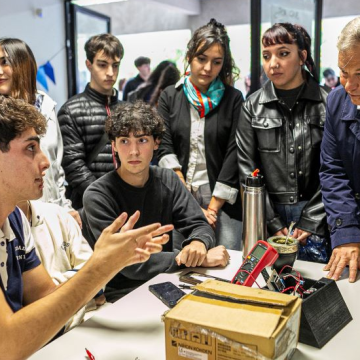 Almirante Brown | Lanzaron el Club de Robótica Gratuito para jóvenes talentos