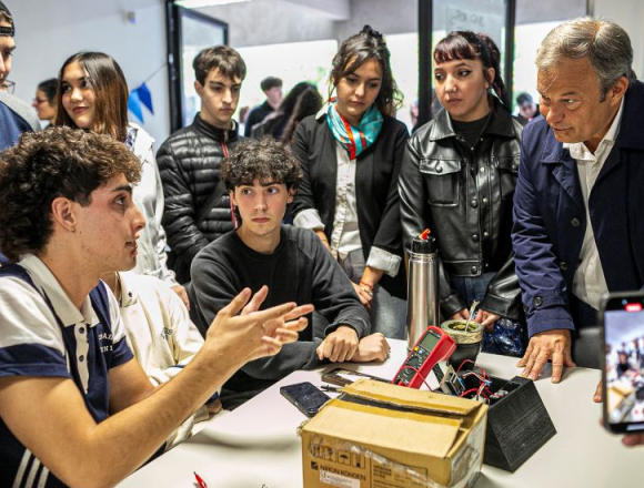 image Almirante Brown | Lanzaron el Club de Robótica Gratuito para jóvenes talentos