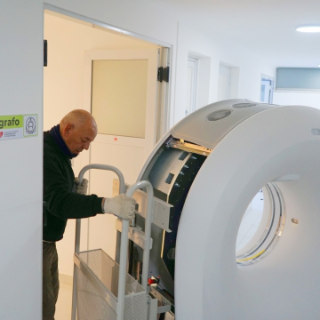 Necochea | El Hospital Ferreyra recibió su tomógrafo de última generación