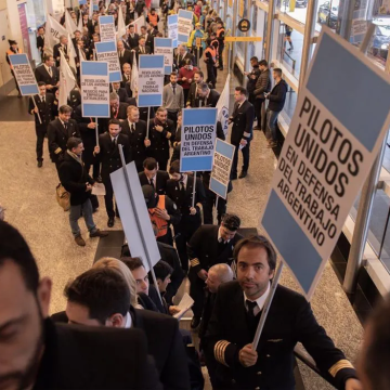 Paro de pilotos: se agrava el conflicto entre los gremios y el Gobierno antes de las vacaciones de invierno