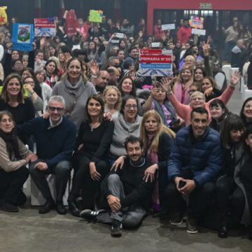 Tigre | Zamora reconoció a auxiliares de la educación en un encuentro en Troncos del Talar