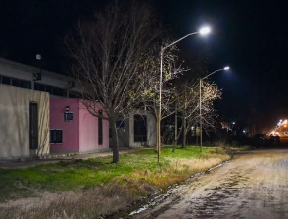 Bragado | el municipio incorporó maquinaria y sumó más de 150 luminarias LED en distintos barrios