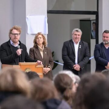 Salliqueló | inauguraron el Centro Universitario y entregaron computadoras a estudiantes