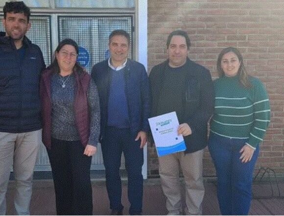 General Pinto | subsidio para la Escuela Técnica, material deportivo a clubes y un recorrido en bicicleta por siete pueblos