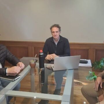 Guaminí | Nobre Ferreira gestionó obras, cultura y educación en reuniones con la Provincia