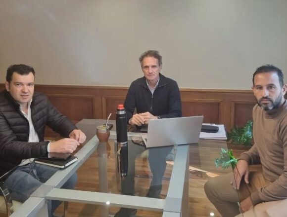 Guaminí | Nobre Ferreira gestionó obras, cultura y educación en reuniones con la Provincia