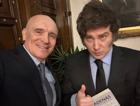 Milei atribuyó la renuncia de Espert a una “operación K” y confirmó a Santilli como primer candidato