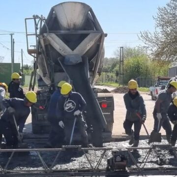 Rojas | avanzan obras de agua, cordón cuneta y pavimento en distintos barrios